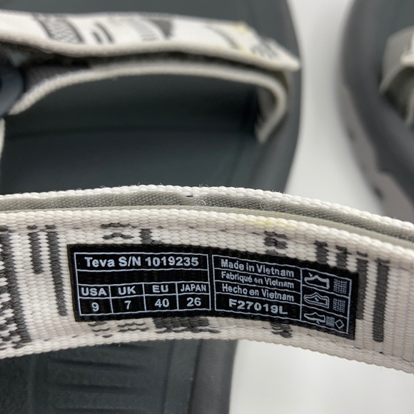 Teva Hurricane XLT2 Chara Bright White Sandals - Picture 5 of 7